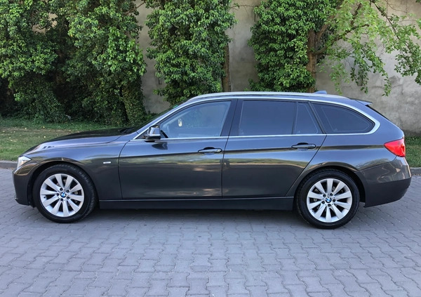 BMW Seria 3 cena 41800 przebieg: 207947, rok produkcji 2014 z Chmielnik małe 781